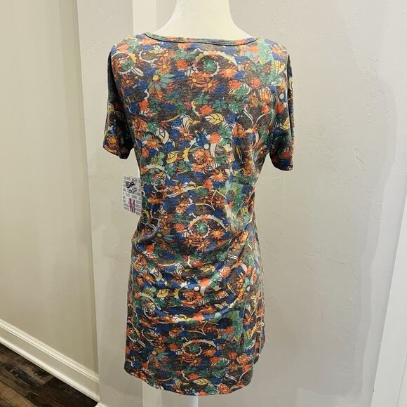 LuLaRoe Women’s  Classic T Shirt Muted Orange & Green  Pattern Medium (A0128) - Picture 4 of 6